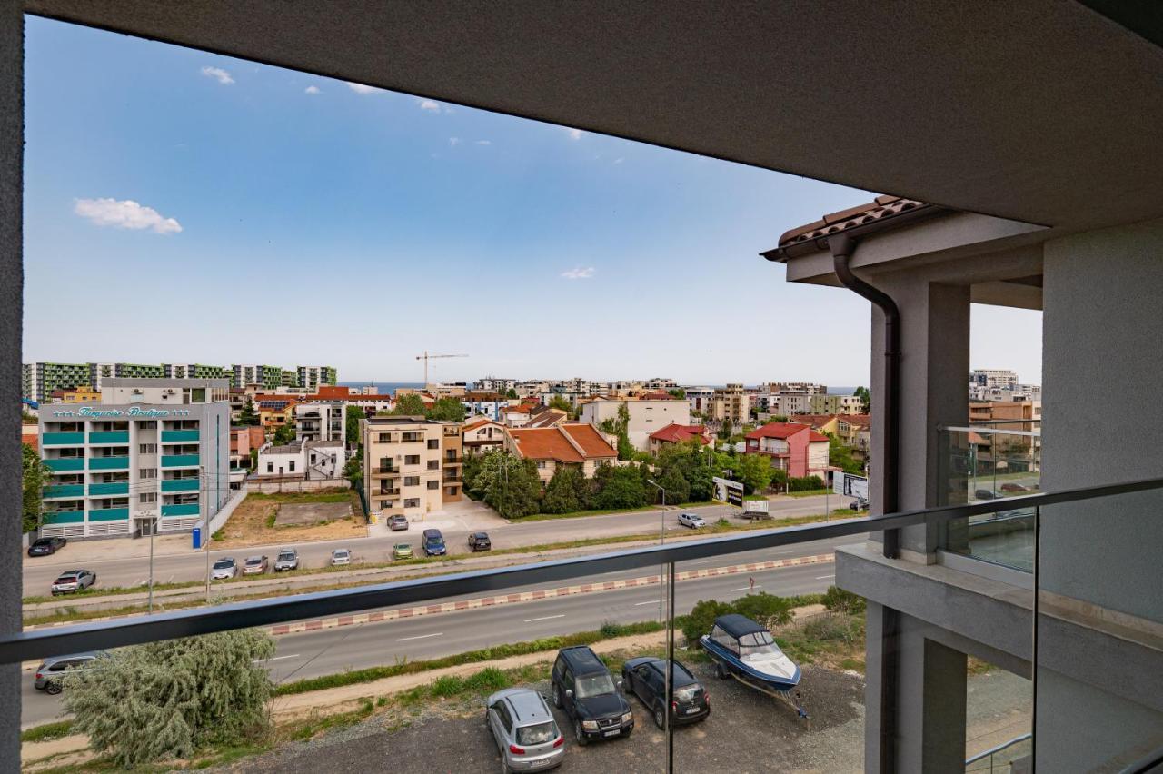Voyager Hotel Navodari Bagian luar foto